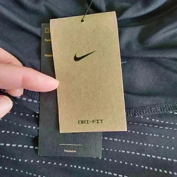 Nike Dri-FIT Running Top Women's Size Large Run Division Black Long-Sleeve - Picture 11 of 12